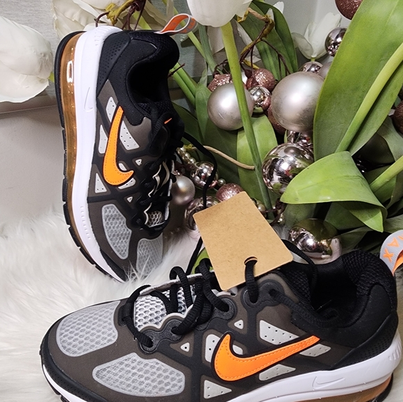Nike Air Max Genome 'Black Total Orange'Size Women8.5 new - Picture 2 of 10